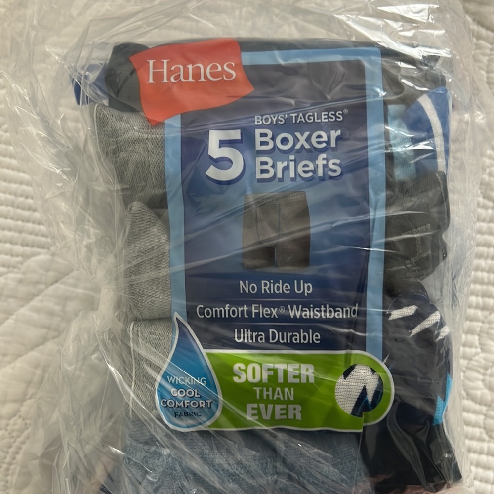 10 pair HANES size small 6-8